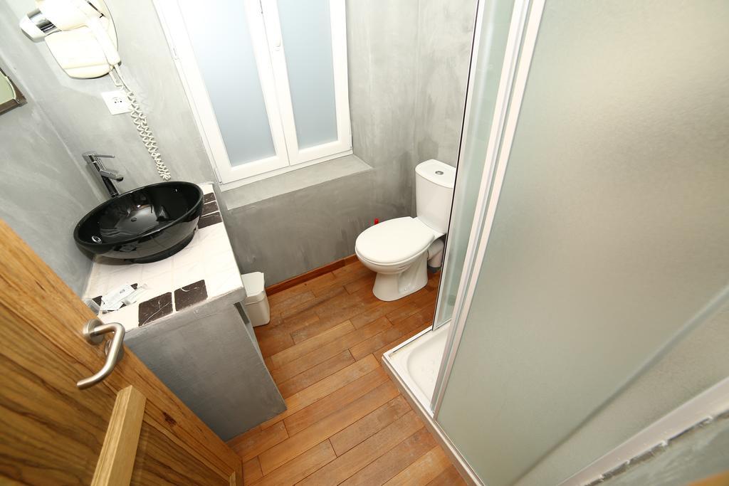 Hotel De France ランス 部屋 写真